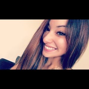 Meet your Posher, Justine